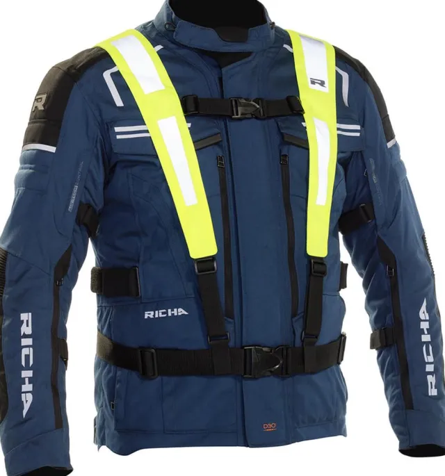 Richa Jassen | Jassen-SAFETY BELT VEST